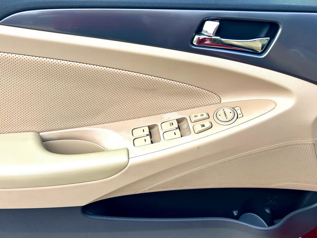 Used 2015 Hyundai Sonata Limited image 9