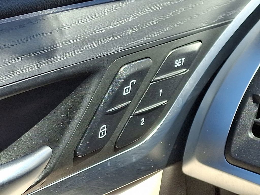 Certified 2023 BMW X3 xDrive30i w/ M Sport Package image 25