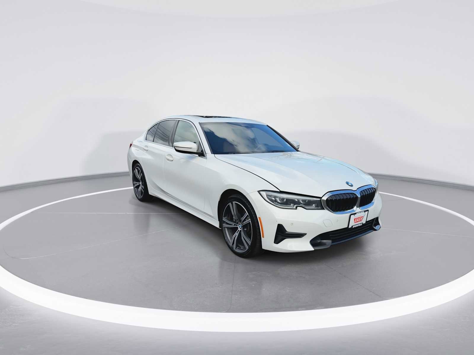 Used 2020 BMW 330i xDrive Sedan w/ Convenience Package image 2