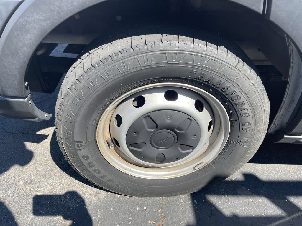 Used 2019 Ford Transit 150 148 Low Roof RWD image 2