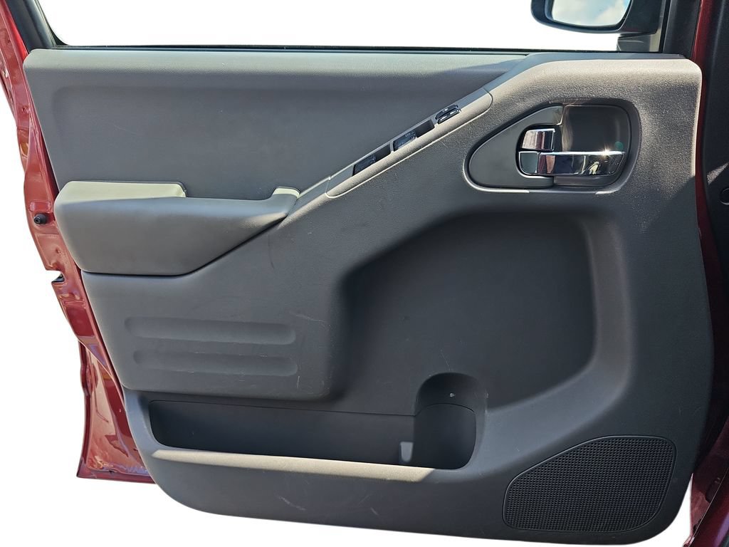 Used 2019 Nissan Frontier SV RWD image 25