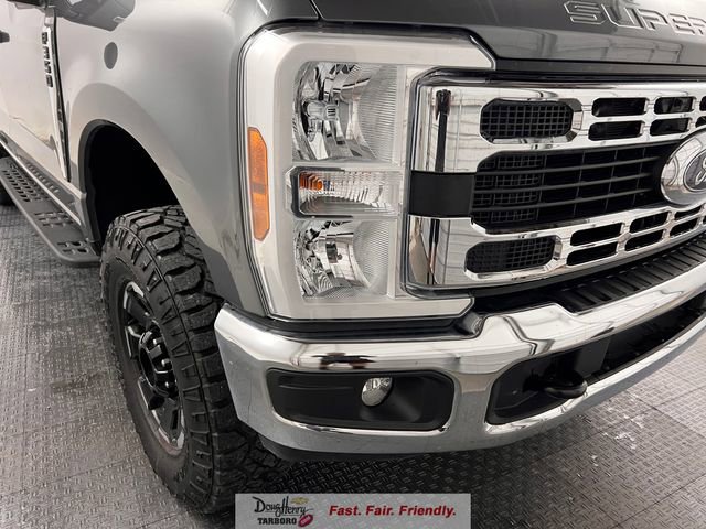Used 2025 Ford F350 XLT w/ Tremor Off-Road Package AWD/4WD image 10