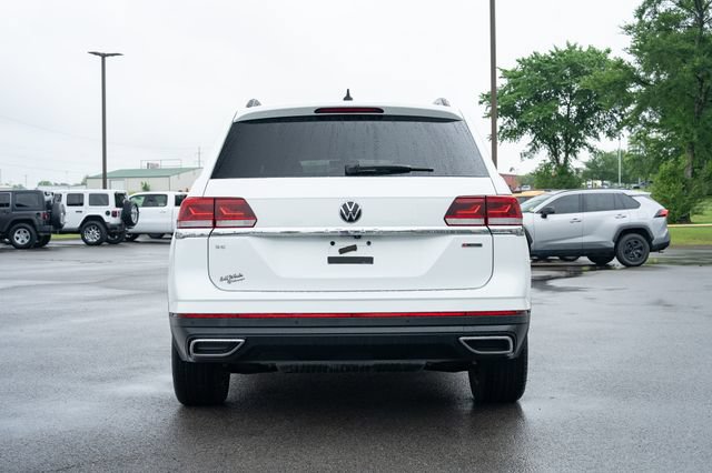 Certified 2022 Volkswagen Atlas SE w/ Black Wheel Package AWD/4WD image 5