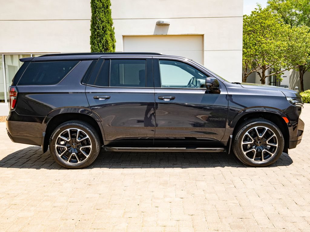Used 2022 Chevrolet Tahoe RST w/ Luxury Package AWD/4WD image 11