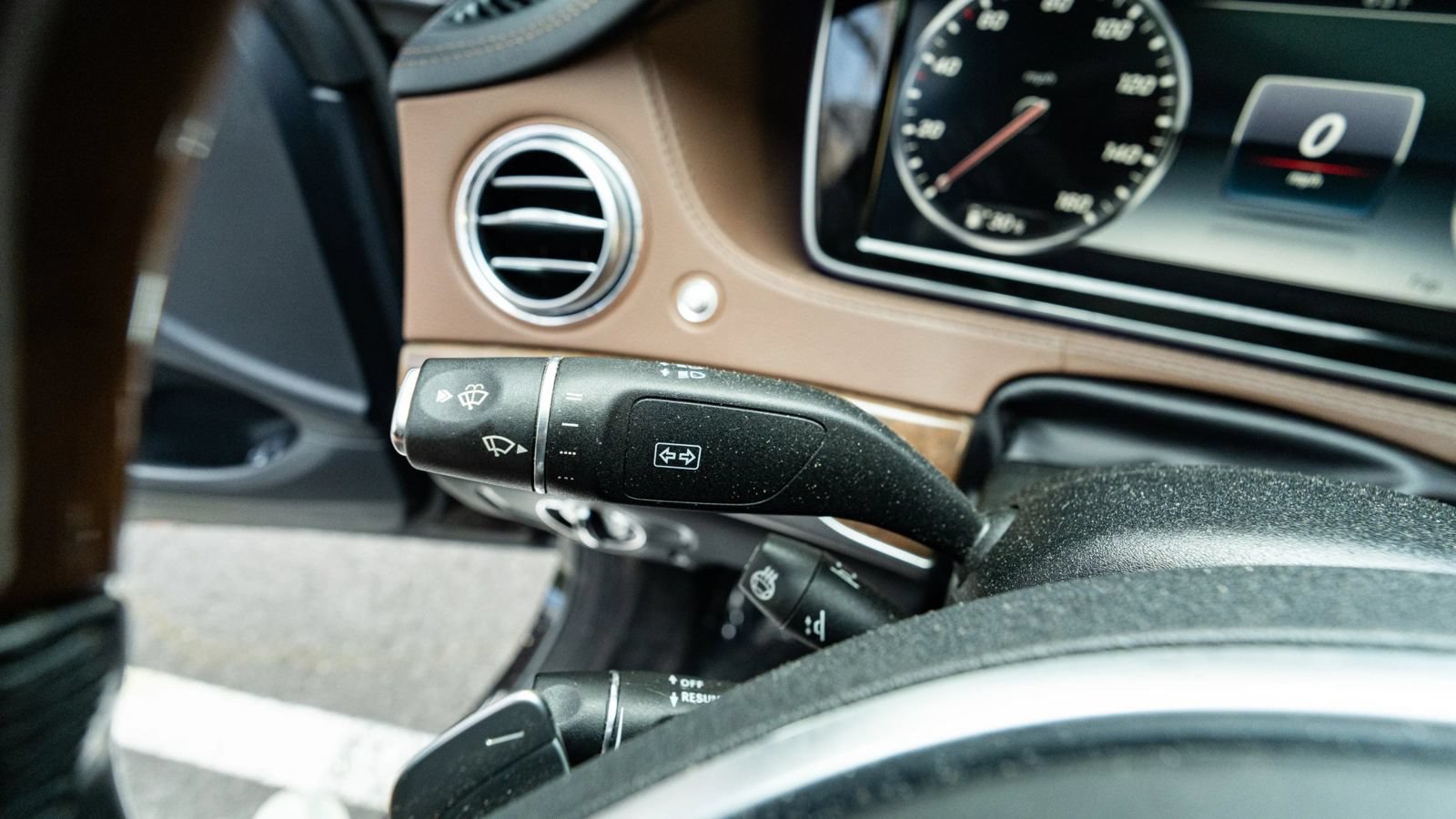 Used 2015 Mercedes-Benz S 550 4MATIC Sedan image 50