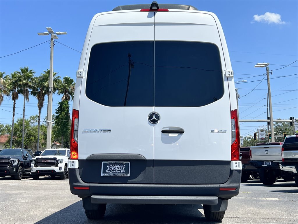 Used 2019 Mercedes-Benz Sprinter 2500 image 9