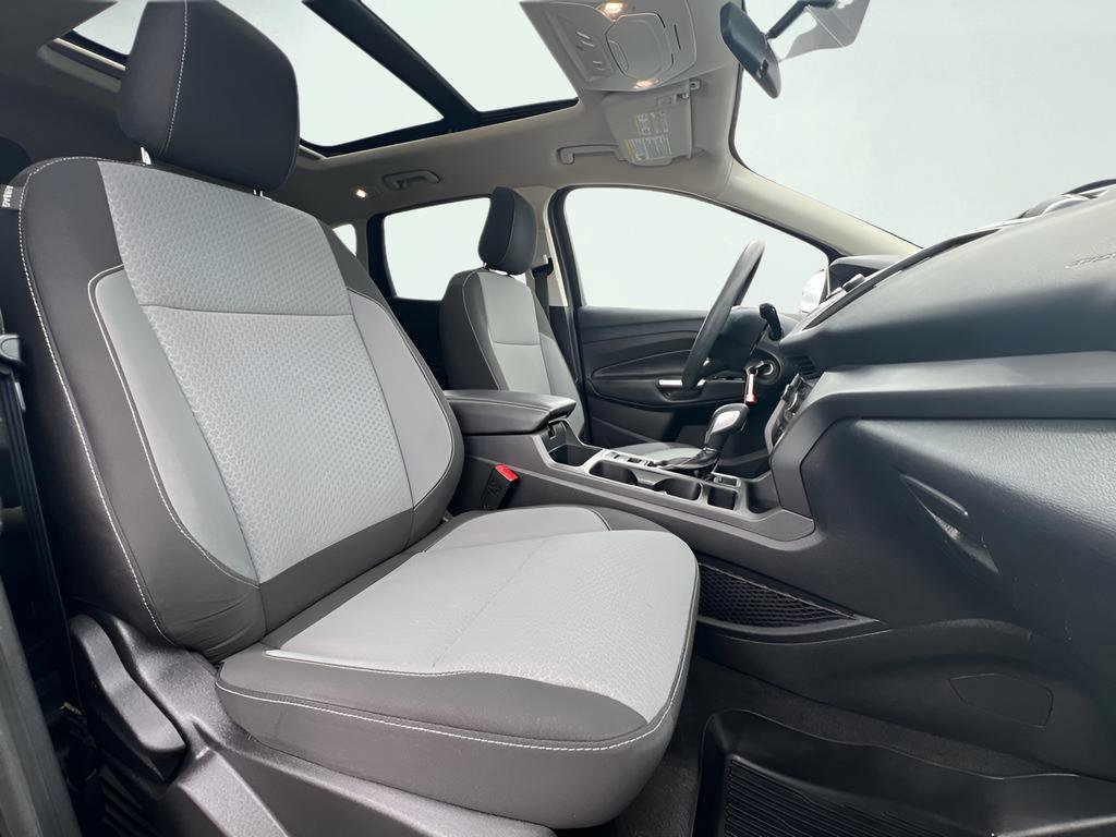 Used 2018 Ford Escape SE image 29