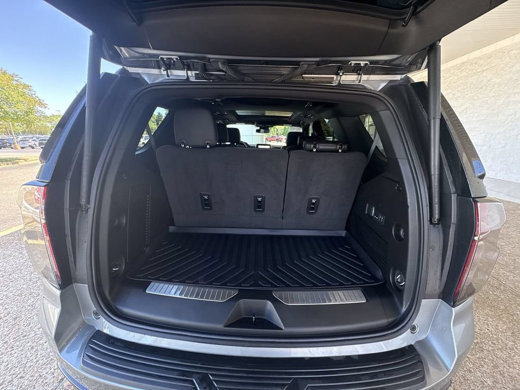 Certified 2024 Chevrolet Tahoe RST w/ Luxury Package AWD/4WD image 27
