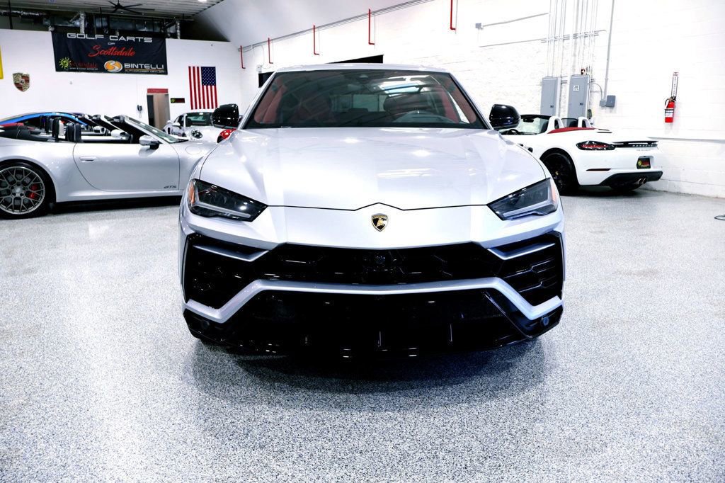Used 2022 Lamborghini Urus AWD/4WD image 18