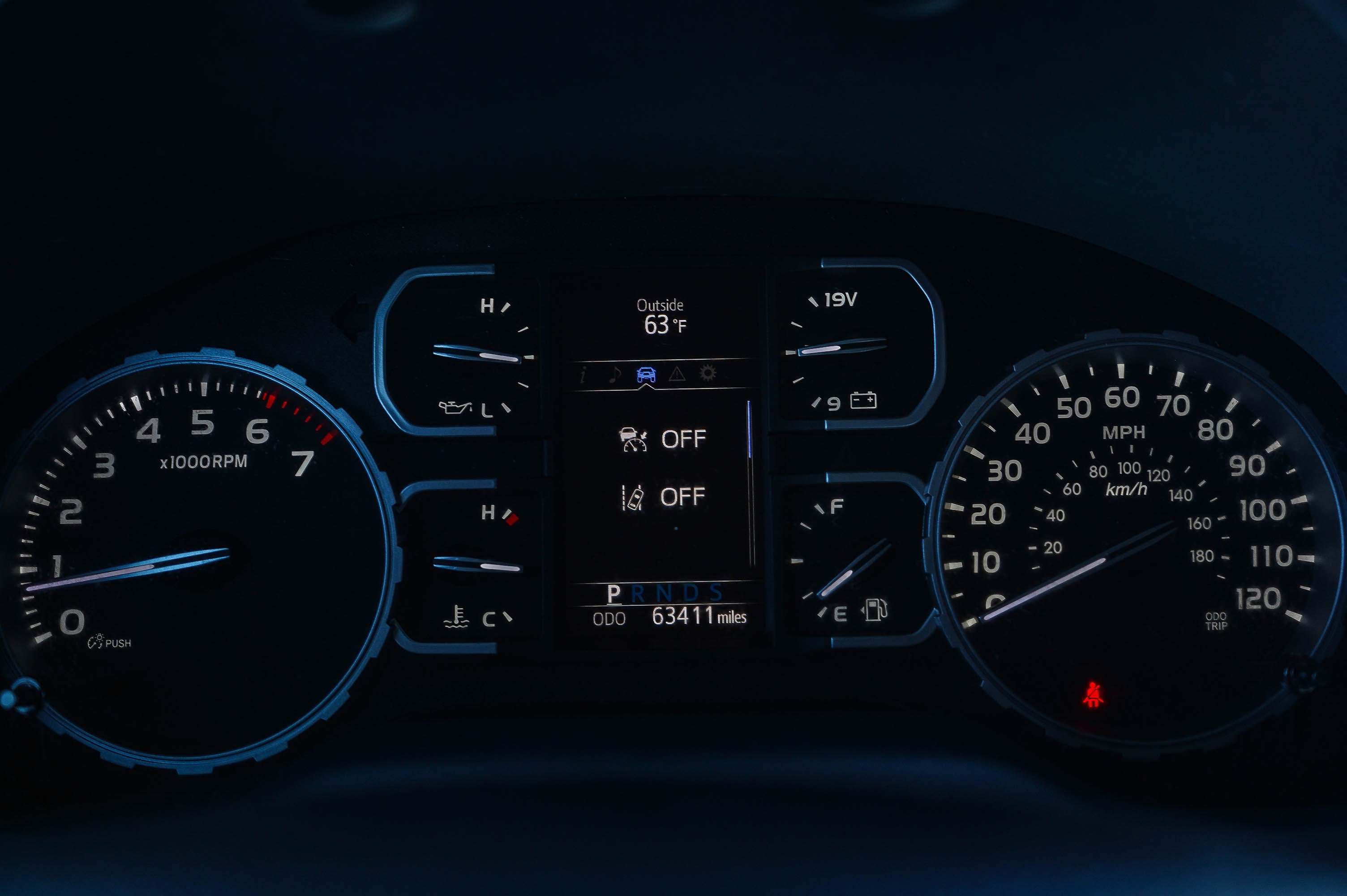 Used 2021 Toyota Tundra SR5 w/ SR5 Upgrade Package image 25