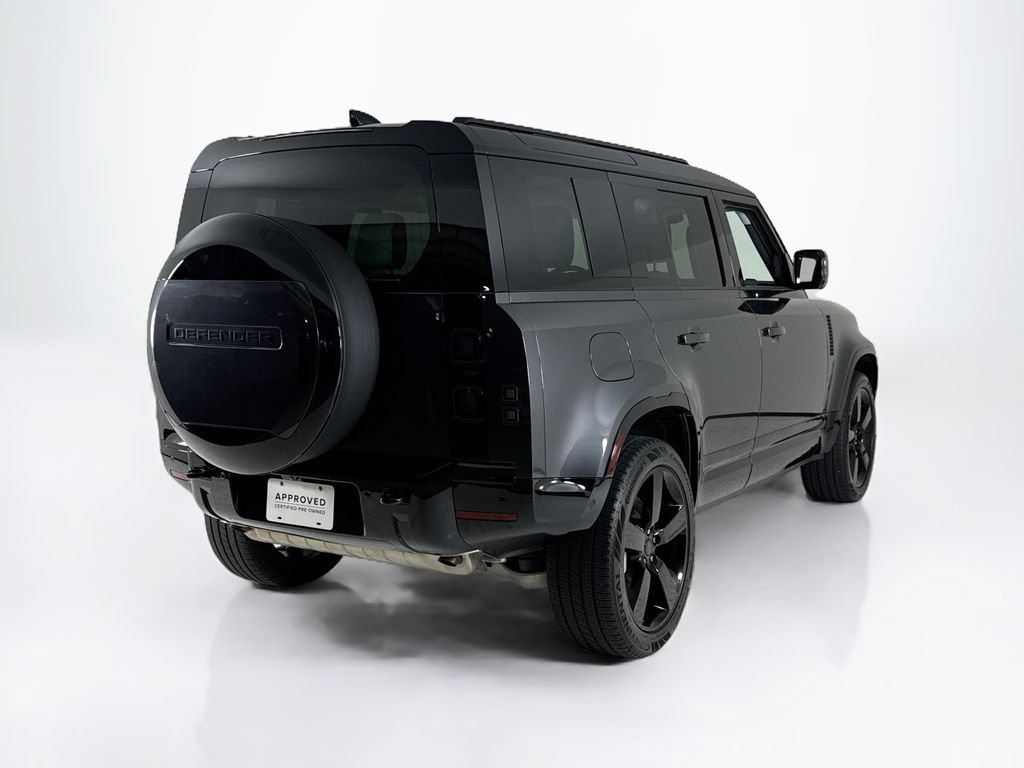 Used 2026 Land Rover Defender 110 X-Dynamic SE AWD/4WD image 5