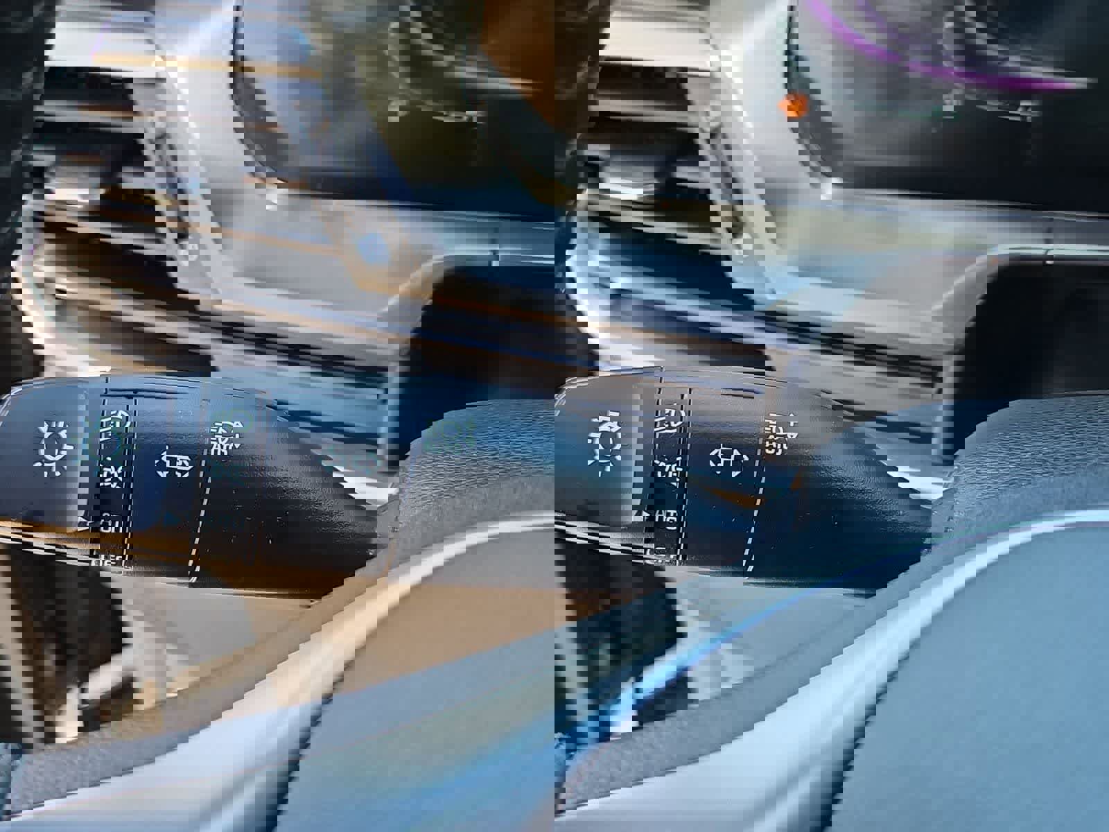 Used 2024 Kia Telluride S w/ S Sunroof Package FWD image 32