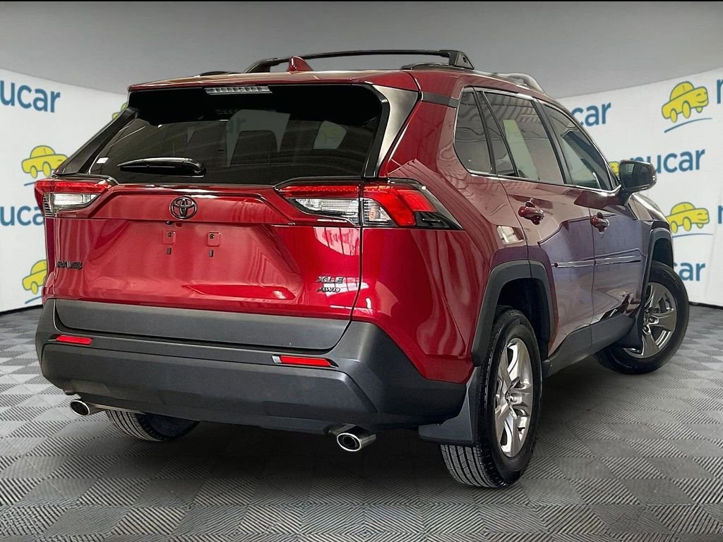 Used 2025 Toyota RAV4 XLE AWD/4WD image 6