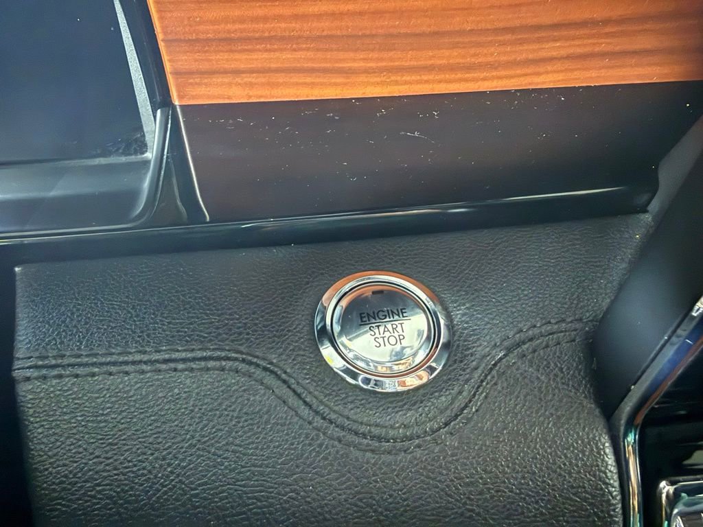 Certified 2023 Lincoln Navigator Reserve image 32