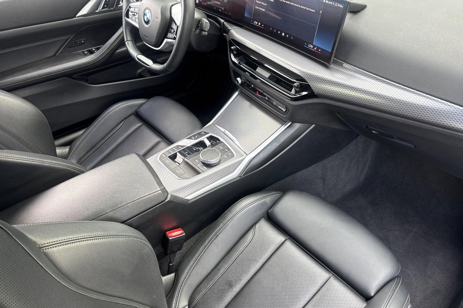 Used 2025 BMW 430i Convertible image 32