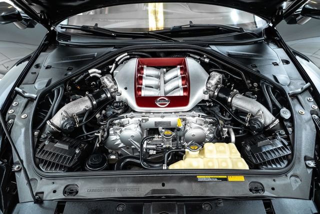 Used 2014 Nissan GT-R Black Edition AWD/4WD image 34