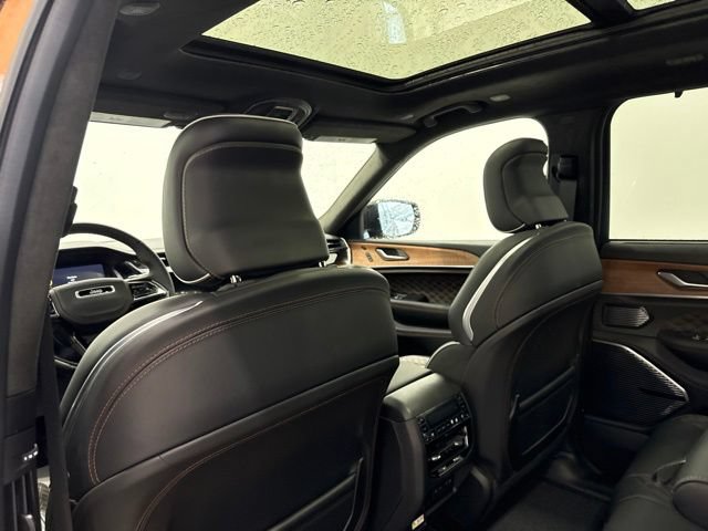 New 2026 Jeep Grand Cherokee Summit AWD/4WD image 21