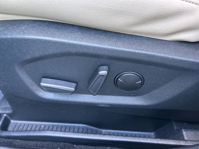 Used 2021 Ford Edge SEL w/ Cargo Accessory Package image 16