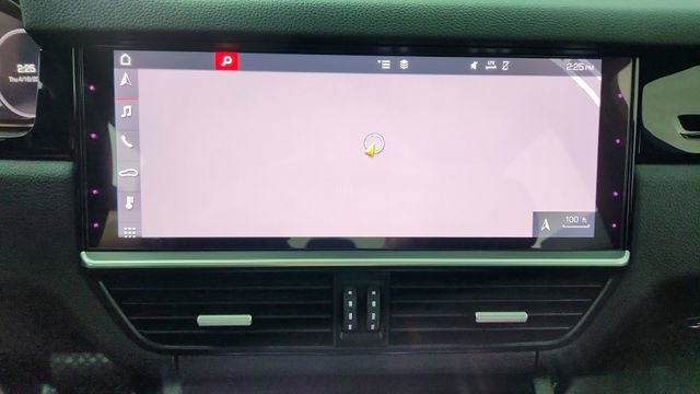 Used 2019 Porsche Cayenne image 44