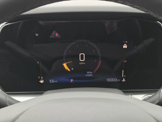 Certified 2025 Chevrolet Trax LT w/ Driver Confidence Package image 34