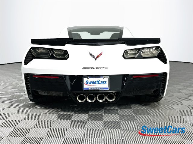 Used 2015 Chevrolet Corvette Z06 w/ 3LZ Preferred Equipment Group RWD image 6