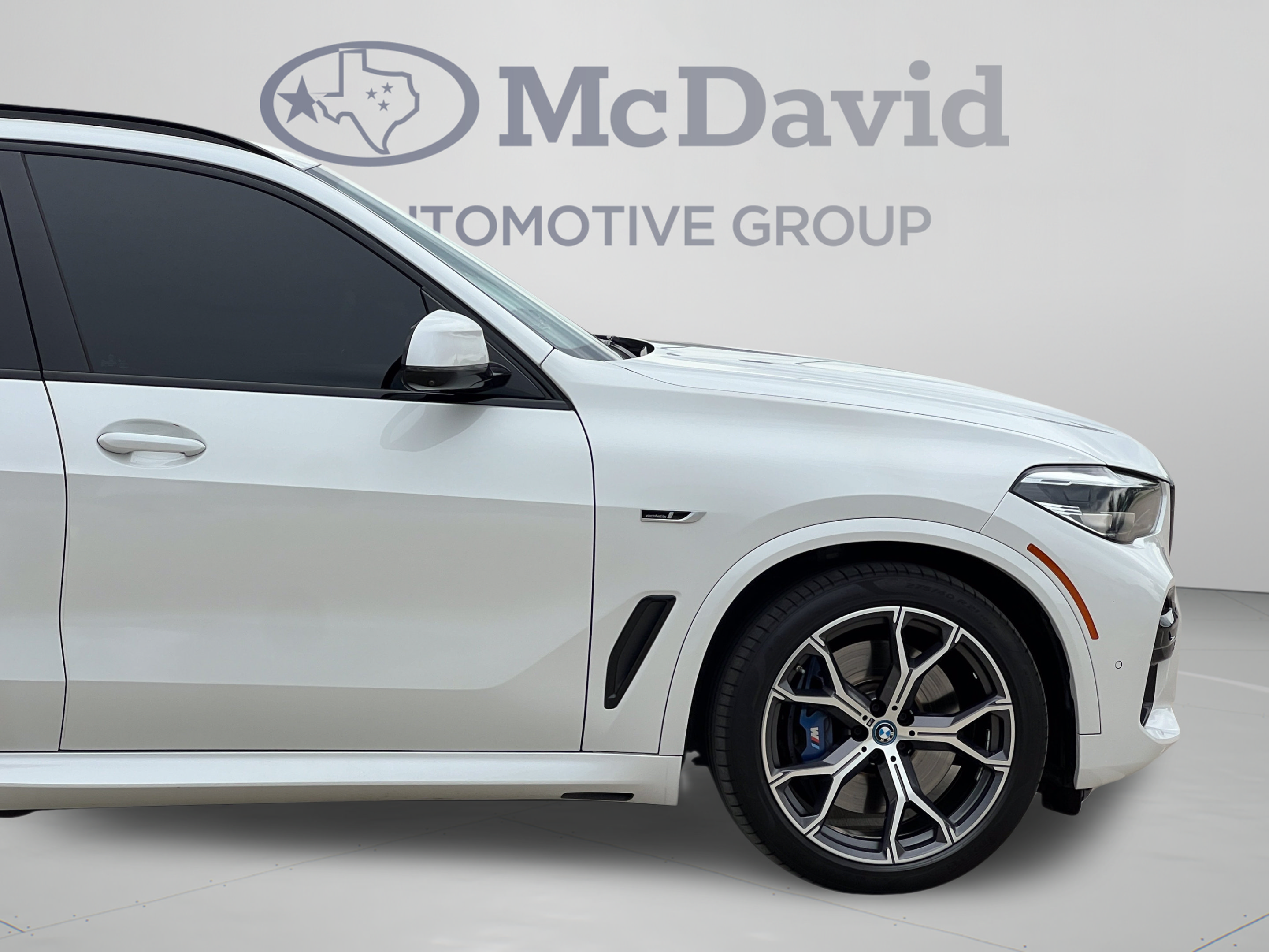Used 2022 BMW X5 xDrive45e w/ M Sport Package AWD/4WD image 38