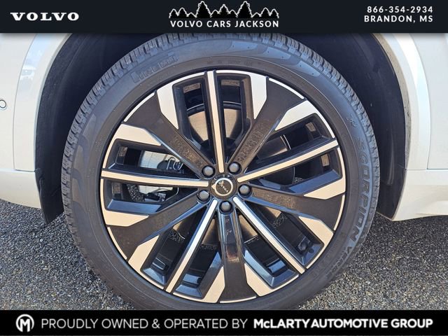 New 2025 Volvo XC90 T8 Plus w/ Protection Package Premier image 28