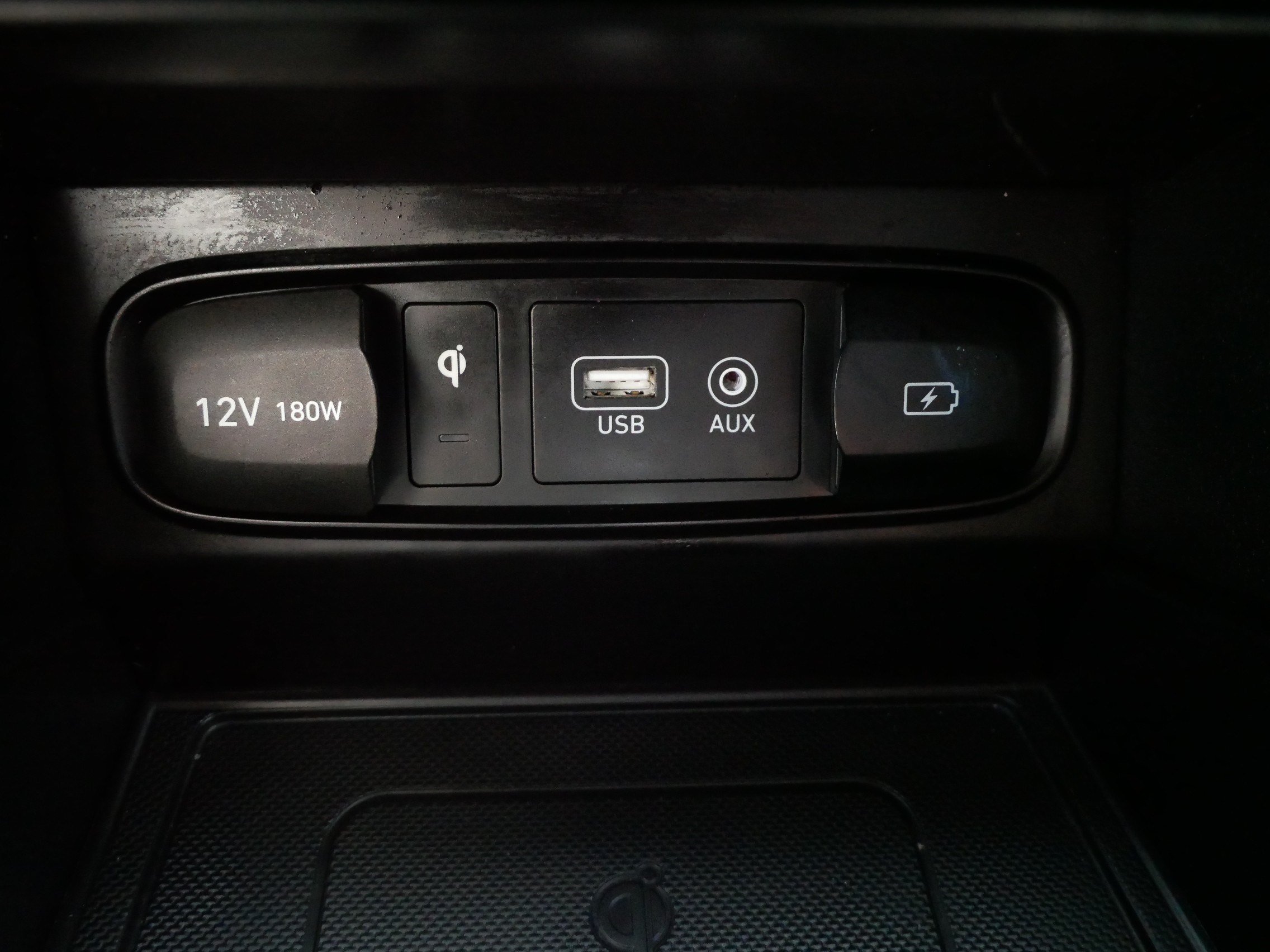 Used 2019 Hyundai Santa Fe AWD image 31