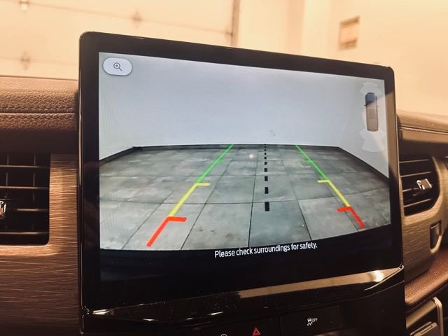 Used 2024 Ford Expedition Limited image 28