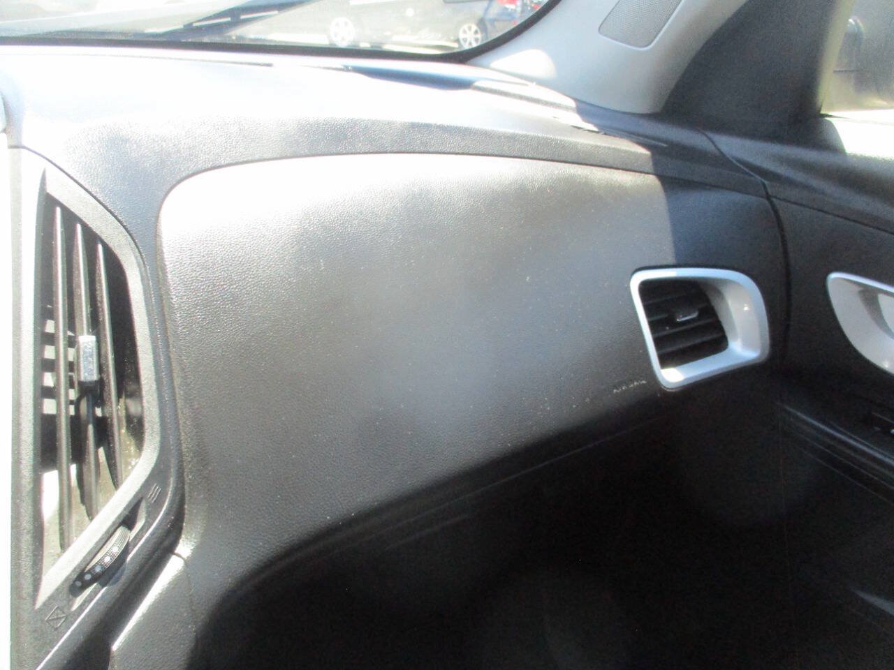 Used 2012 Chevrolet Equinox LS AWD/4WD image 24