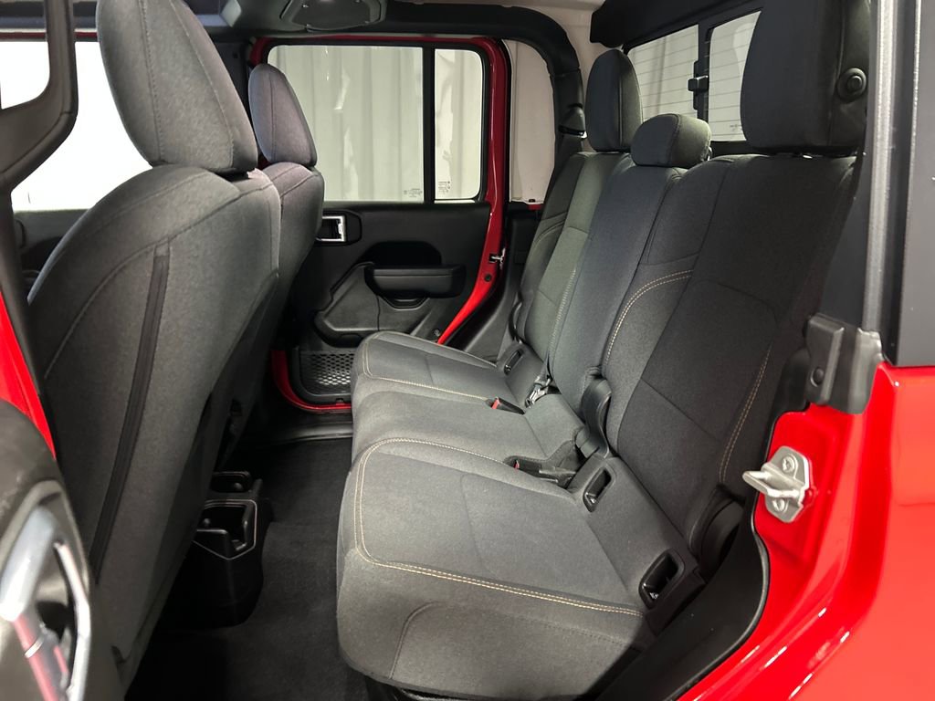 Used 2024 Jeep Gladiator Sport image 23