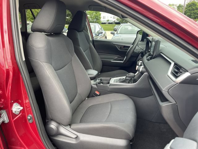 Certified 2020 Toyota RAV4 LE AWD/4WD image 20