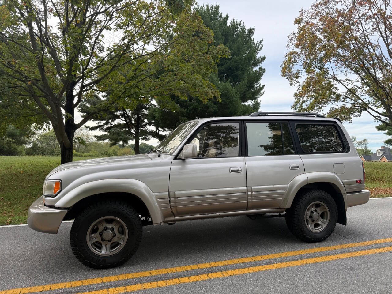 Used 1996 Lexus LX 450 4WD image 1