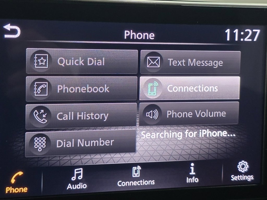 Used 2024 Nissan Rogue SV image 4