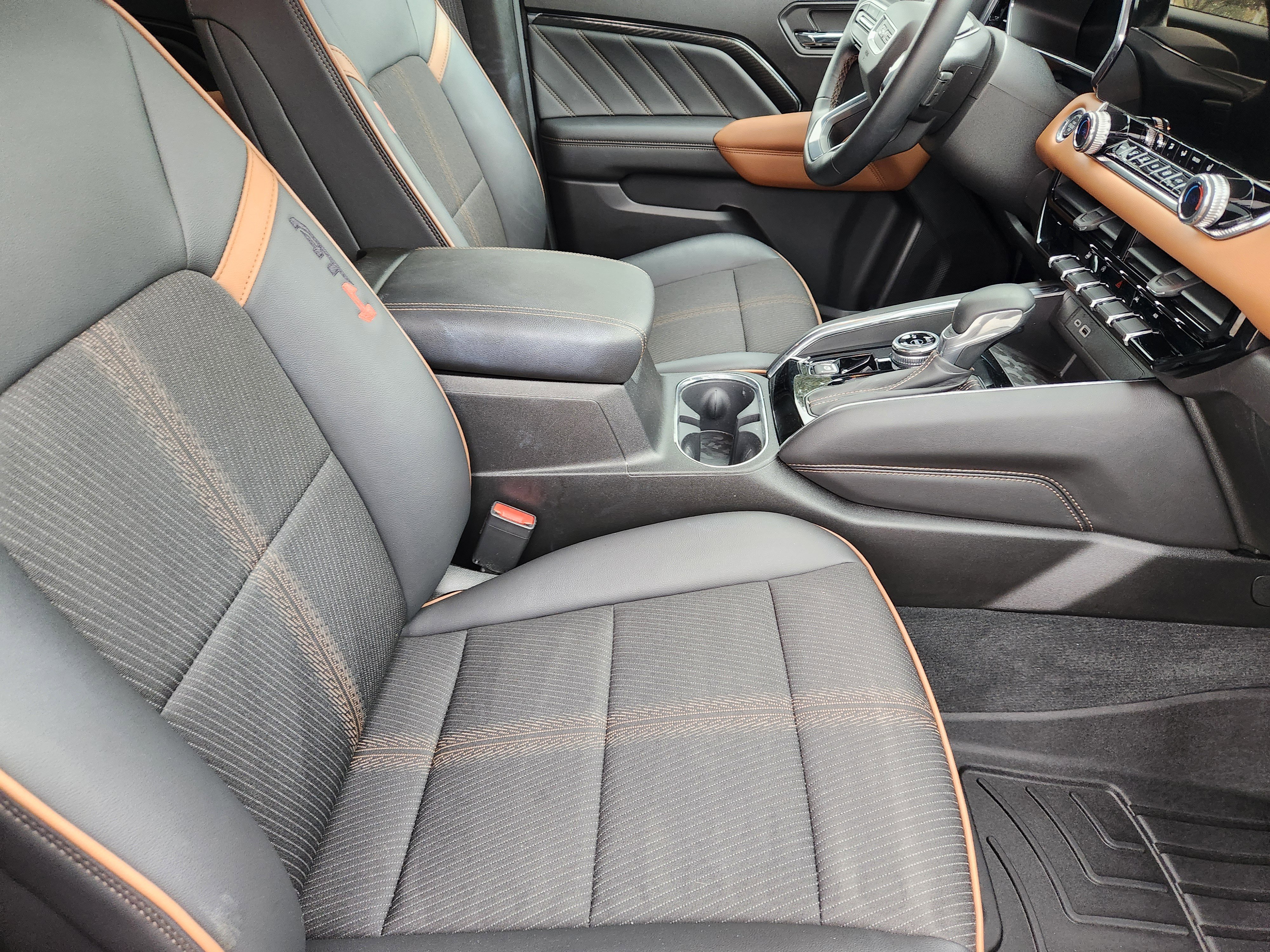 Certified 2023 GMC Canyon AT4 w/ Canyon Safety Plus Package image 14