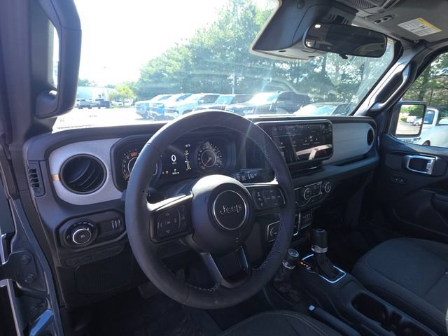 Used 2026 Jeep Wrangler Unlimited Sport AWD/4WD image 5