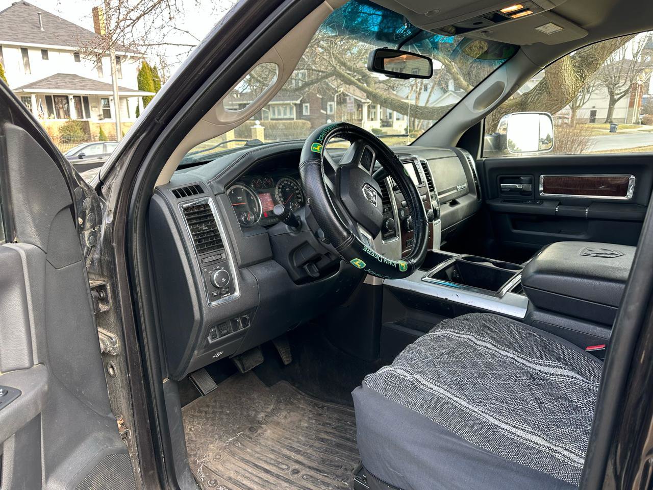 Used 2011 RAM 3500 Laramie w/ HD Snow Plow Prep Group image 23