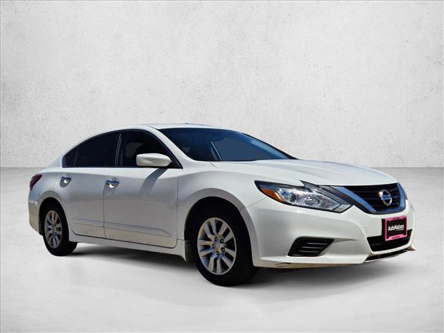 Used 2018 Nissan Altima 2.5 S w/ S Convenience Package image 3