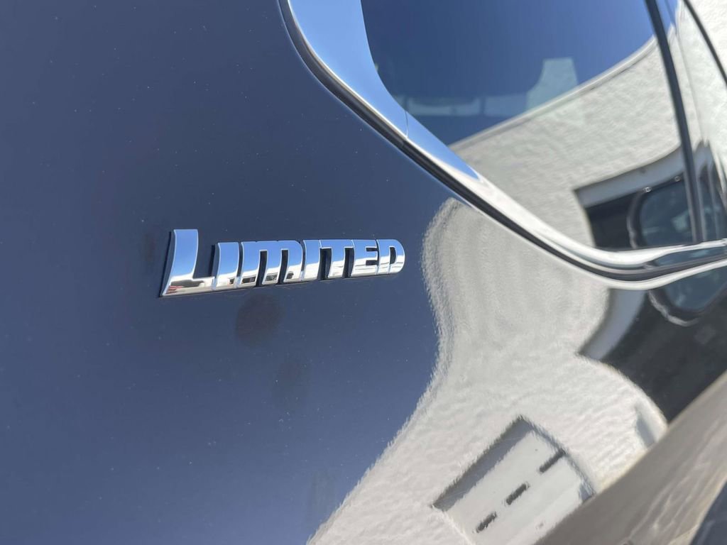 Used 2023 Toyota Tundra Limited image 10