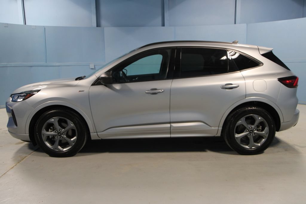 Used 2024 Ford Escape ST-Line w/ Tech Pack #1 FWD image 25