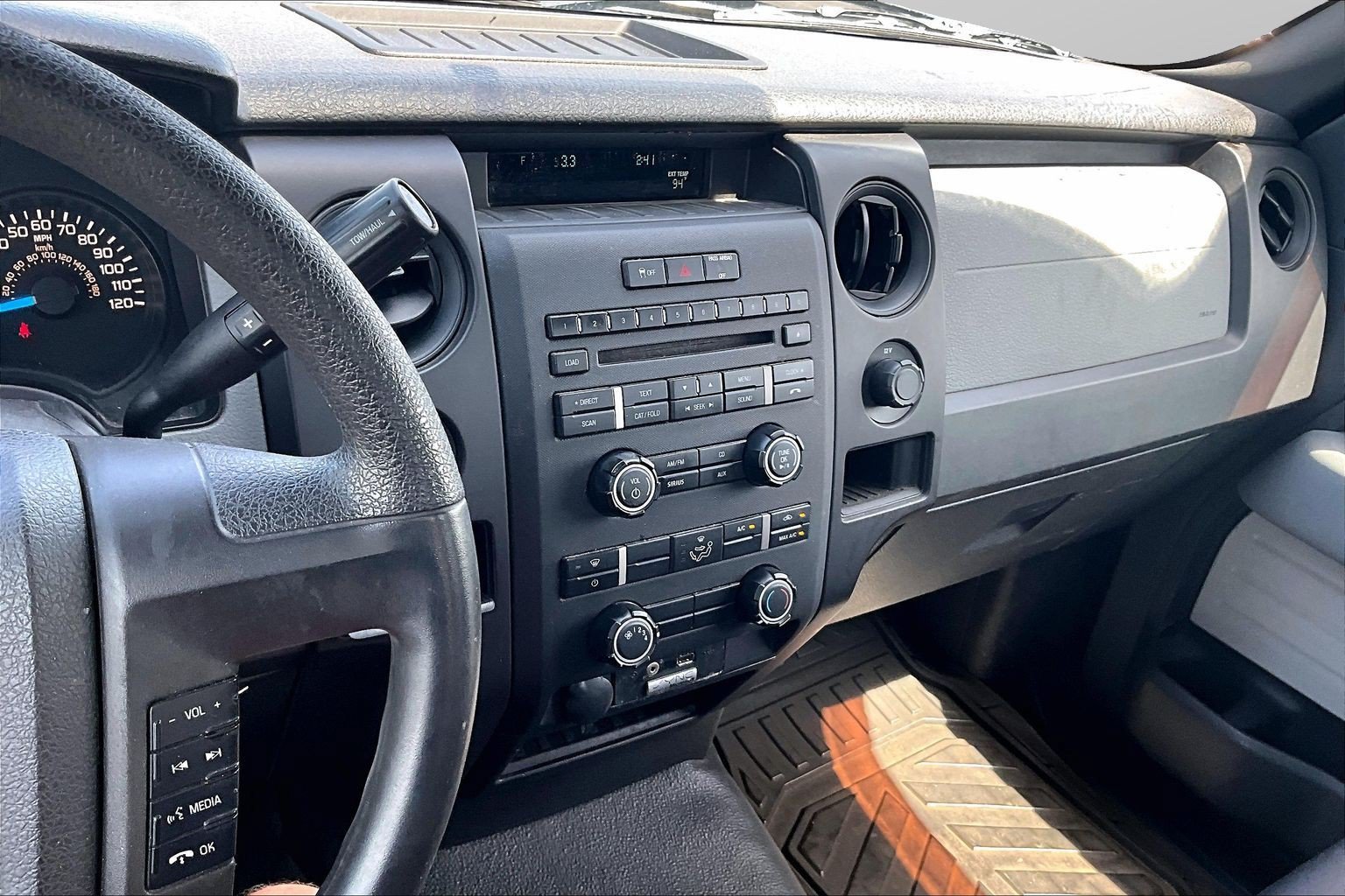 Used 2013 Ford F150 XL w/ Mid Equipment Group RWD image 6