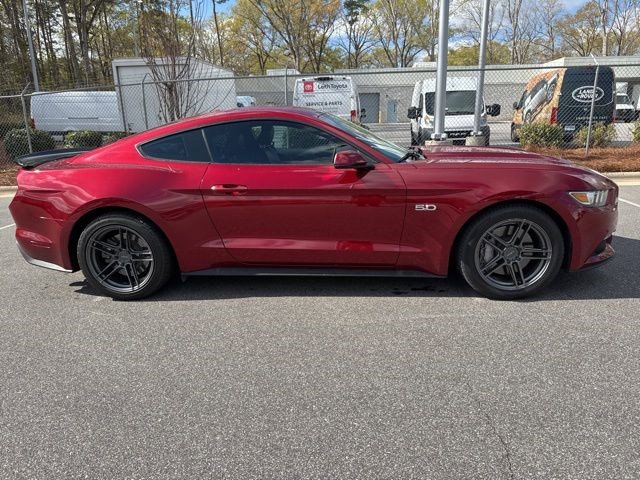 Used 2015 Ford Mustang GT Premium image 11
