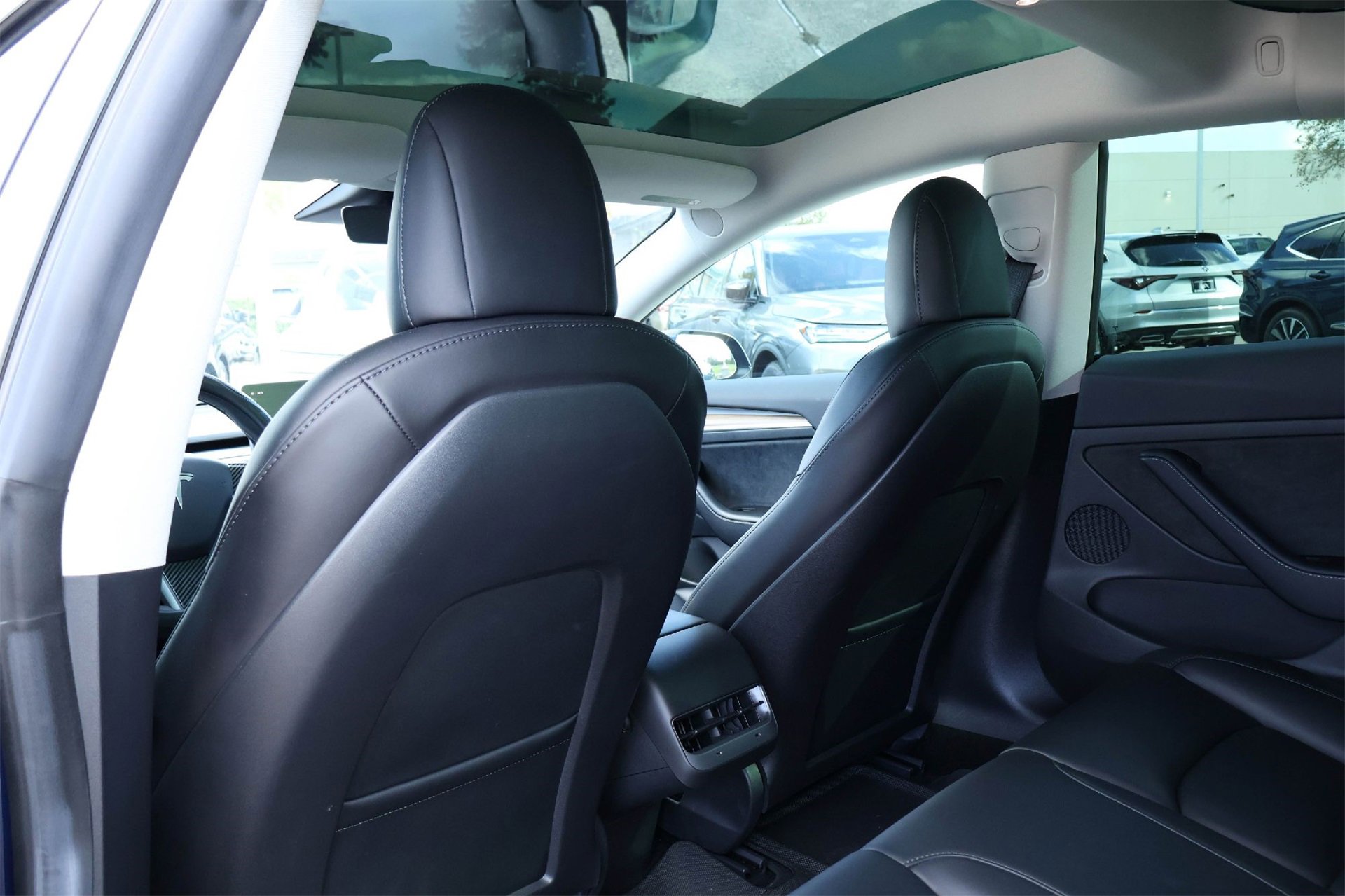 Used 2022 Tesla Model 3 Long Range image 12