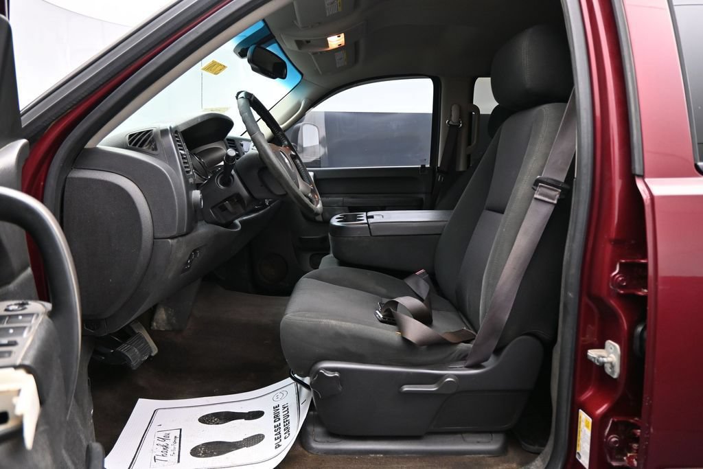 Used 2013 Chevrolet Silverado 2500 LT w/ Convenience Package AWD/4WD image 9