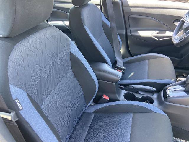 Used 2025 Nissan Versa SV FWD image 22