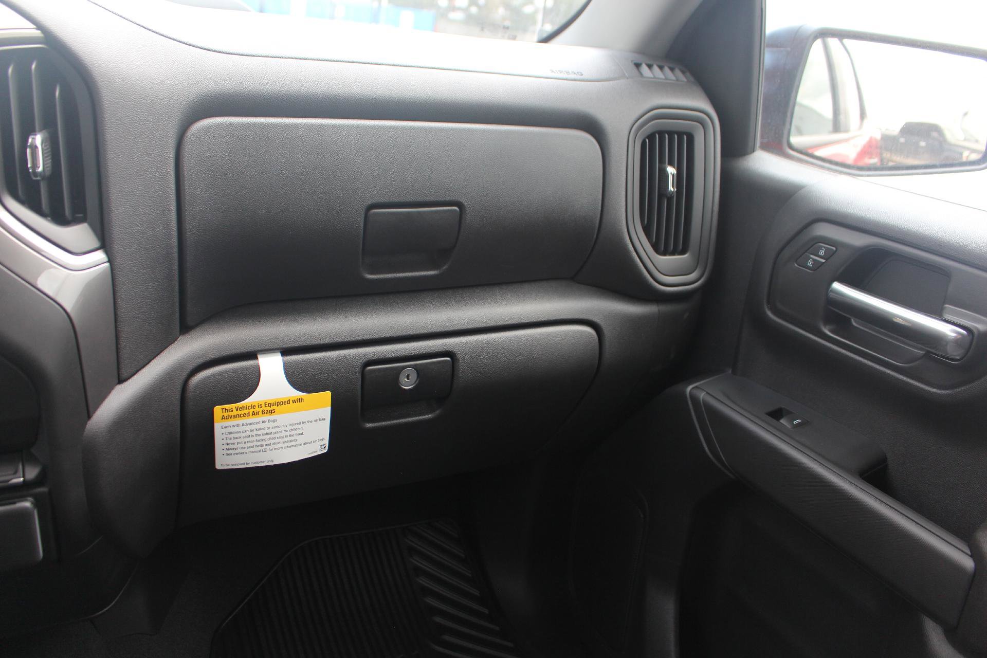 New 2025 Chevrolet Silverado 1500 Custom Trail Boss w/ LPO, Dark Essentials Package image 11
