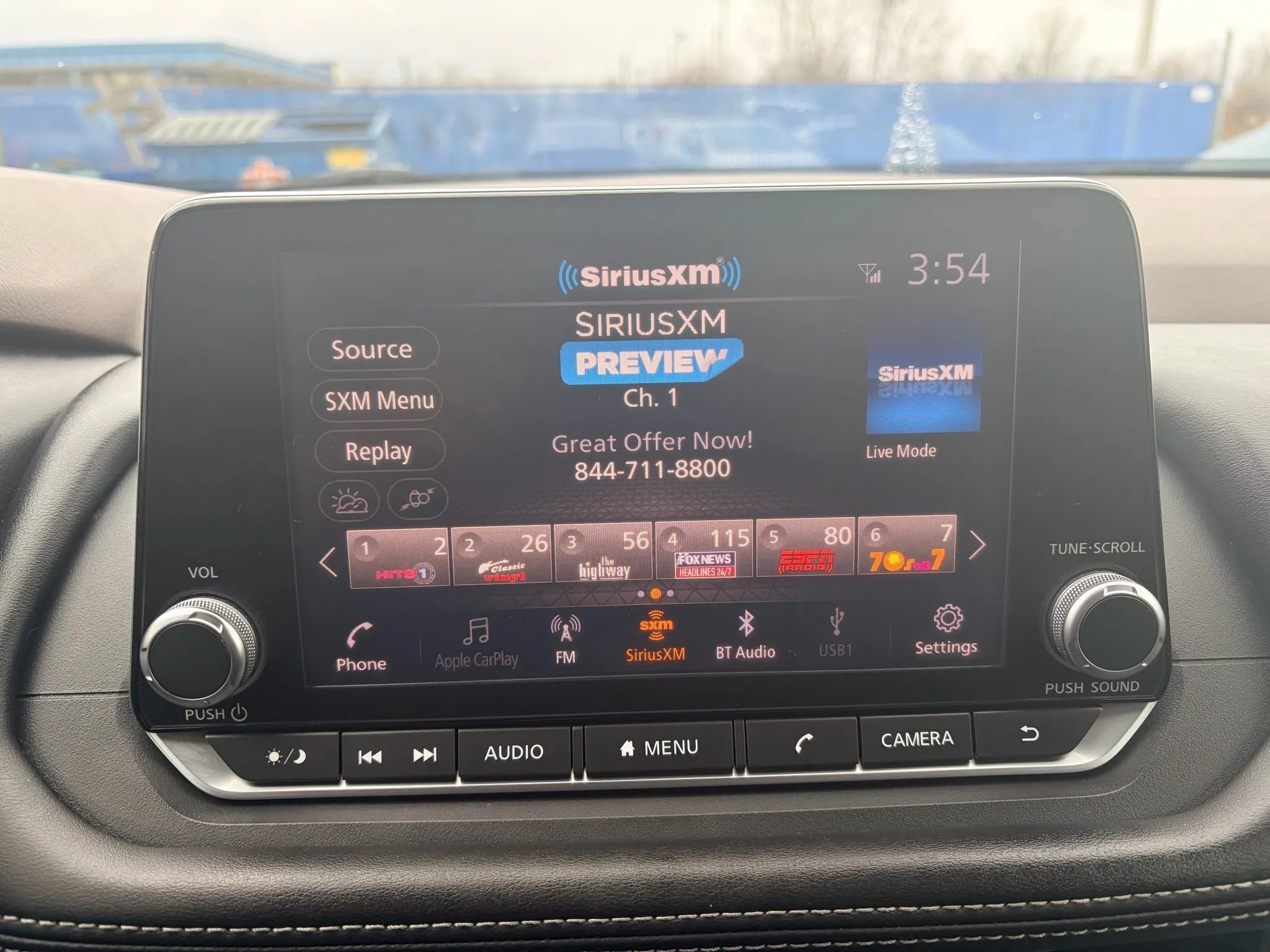 Used 2021 Nissan Rogue SV image 13