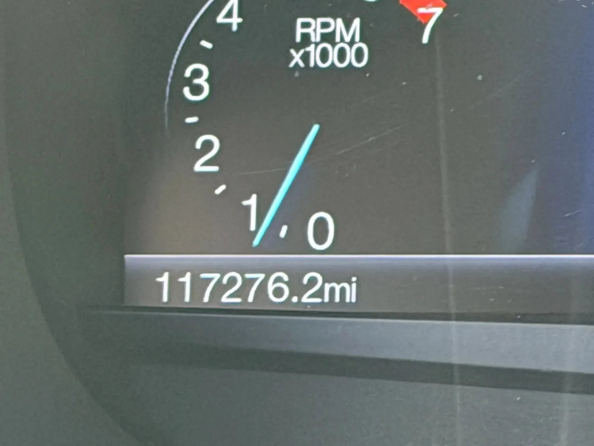 Used 2016 Ford Edge Titanium FWD image 13