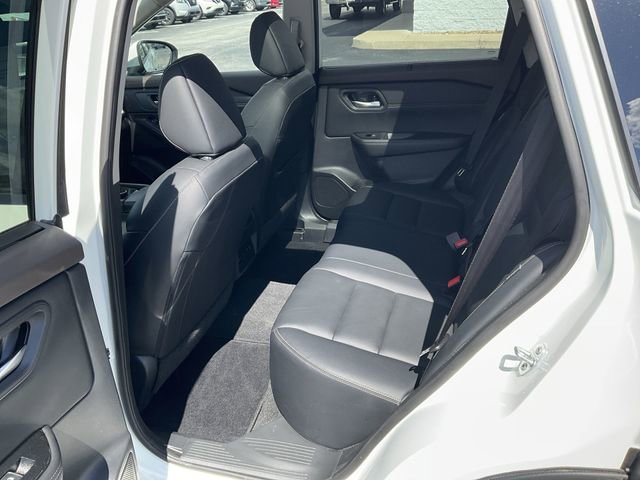 Used 2023 Nissan Rogue SL w/ SL Premium Package AWD/4WD image 13