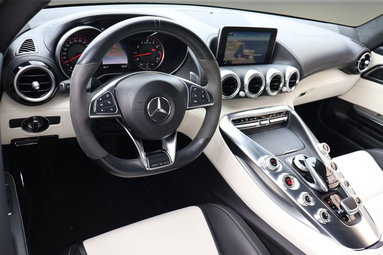 Used 2016 Mercedes-Benz AMG GT S image 11